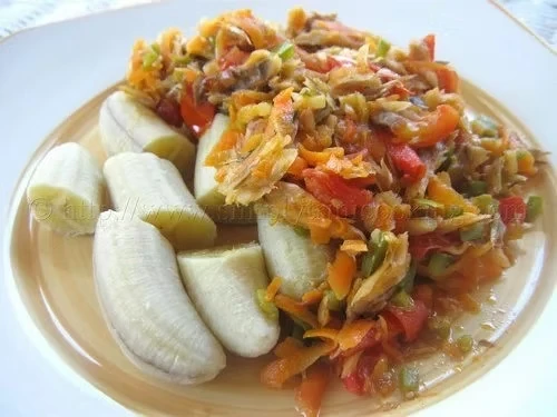 Plate of roasted breadfruit and fried jackfish, the national dish of Saint Vincent and the Grenadines